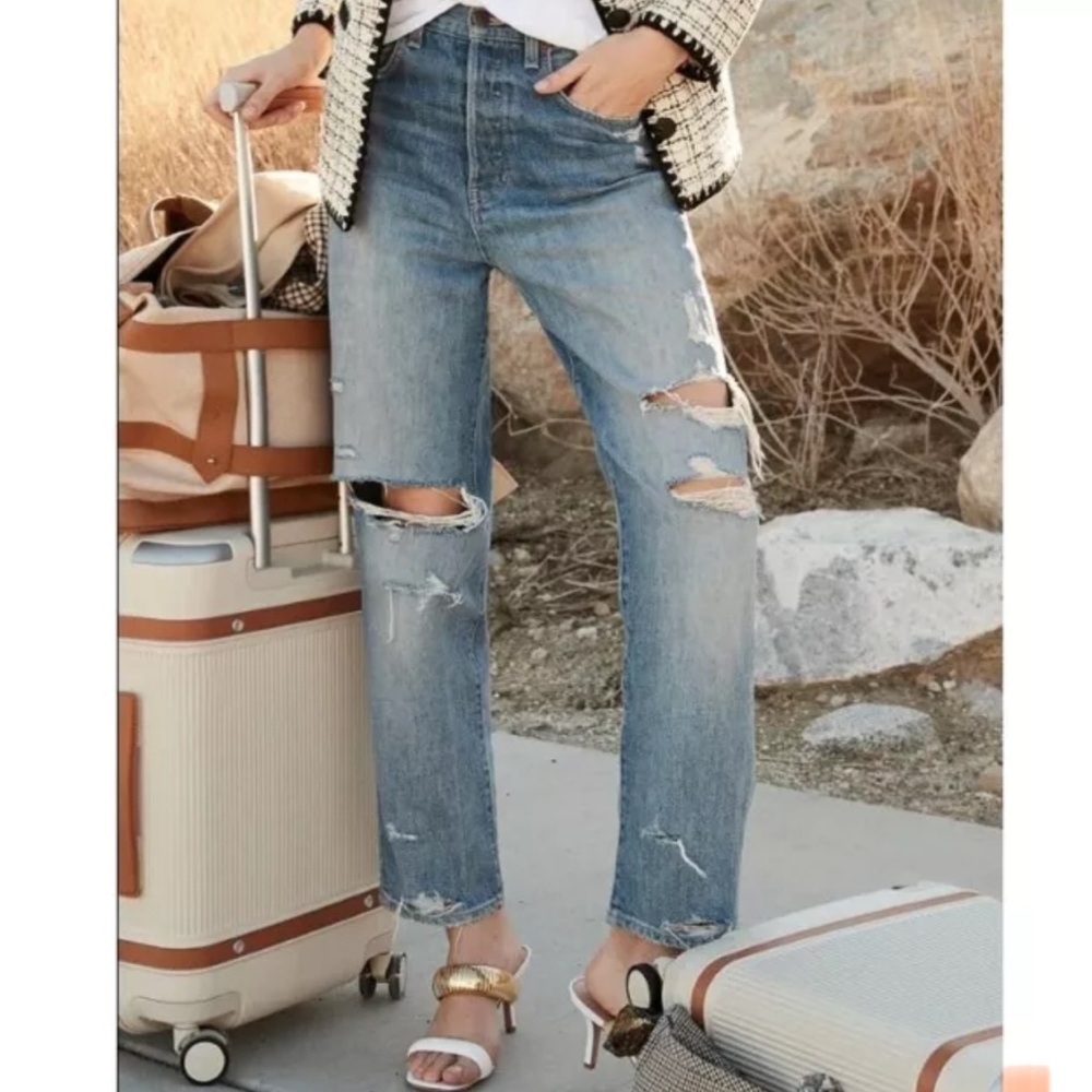 Veronica Beard Blake classic straight jeans High Rise Rigid Destroyed Denim 24
